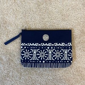 Cosmetic bag